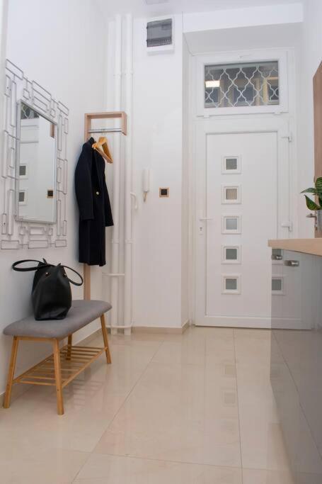 Elegant Stylish Modern Downtown Home Next 2 Danube Budapeşte Dış mekan fotoğraf